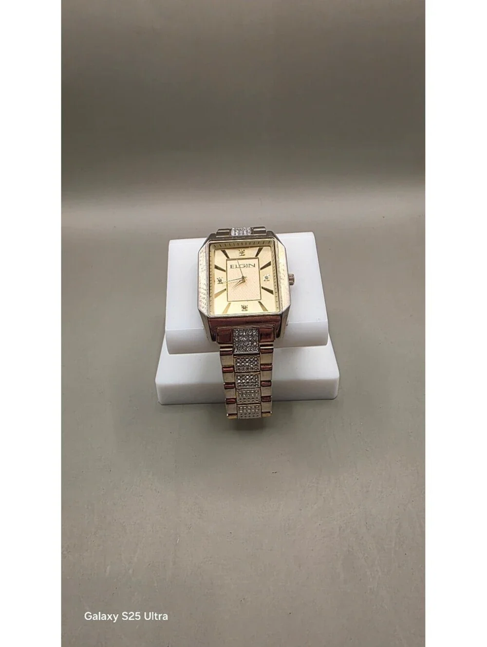 Vintage Elgin Men’s Gold-Tone Rectangular Dress Watch 37mm